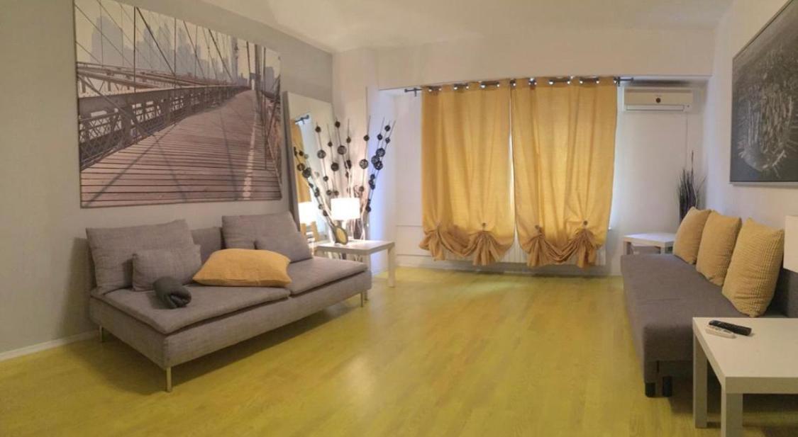 Green Apartment With Terrace 12 Bukarest Exterior foto
